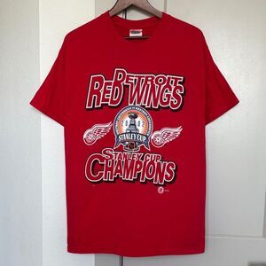 VINTAGE 2002 DETROIT RED WINGS CHAMPION GRAPHIC T-SHIRT RED MENS LARGE